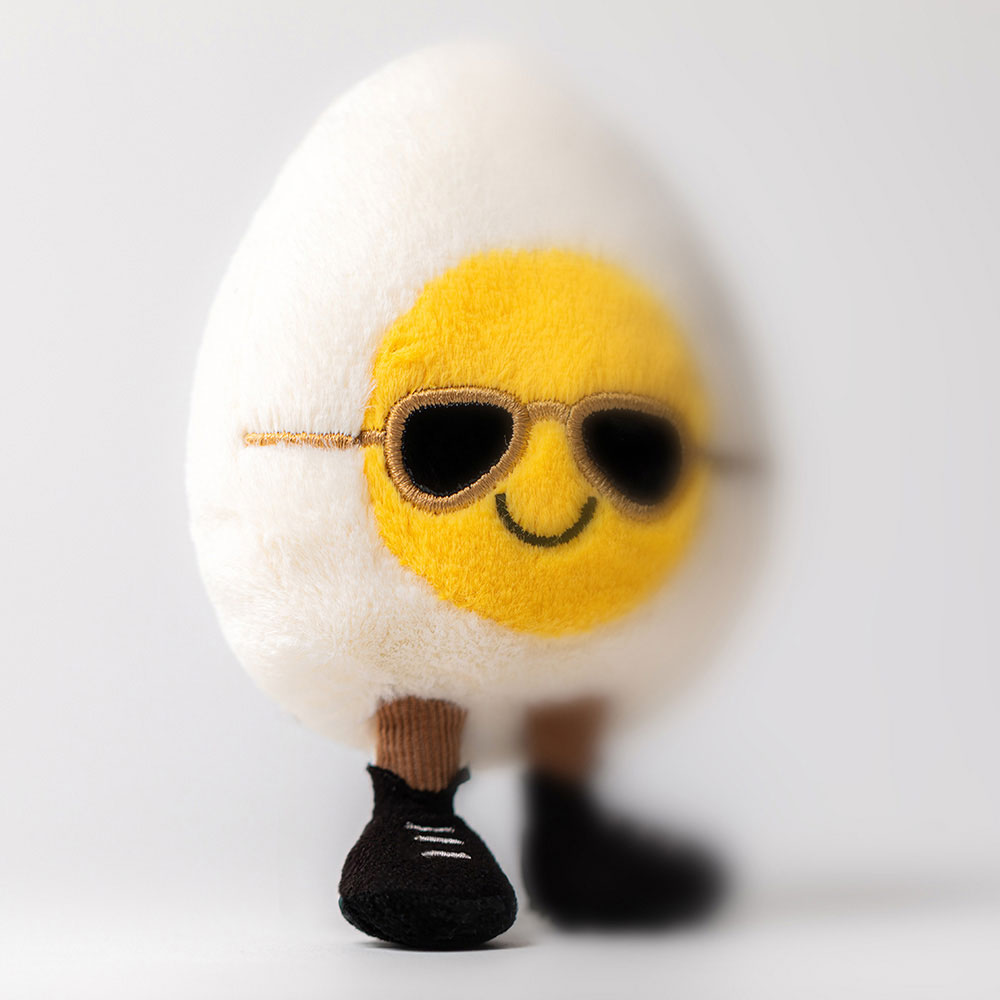 Amuseable Boiled Egg Chic, View 1